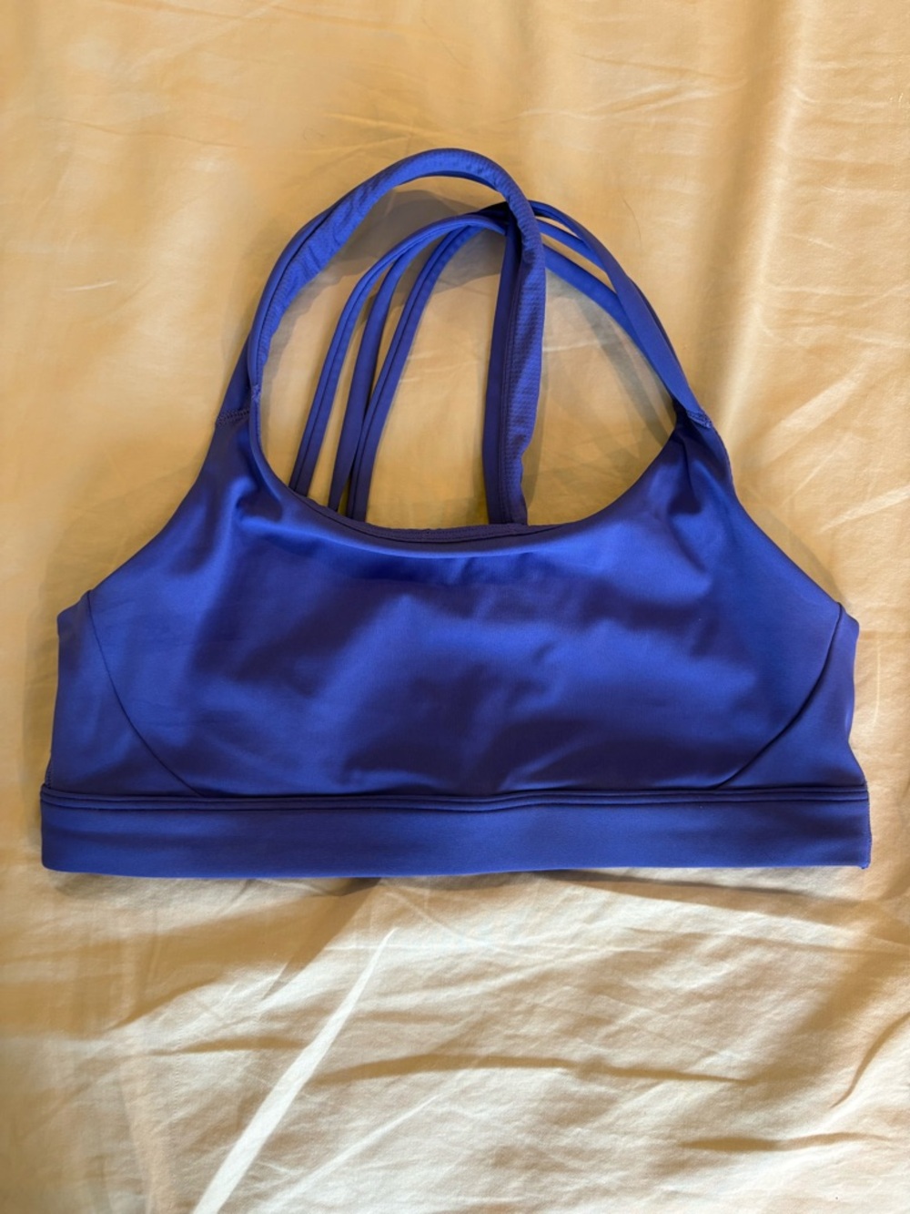 Athleta Blue Train Free Sports Bra Size M (A/B cup) NWOT